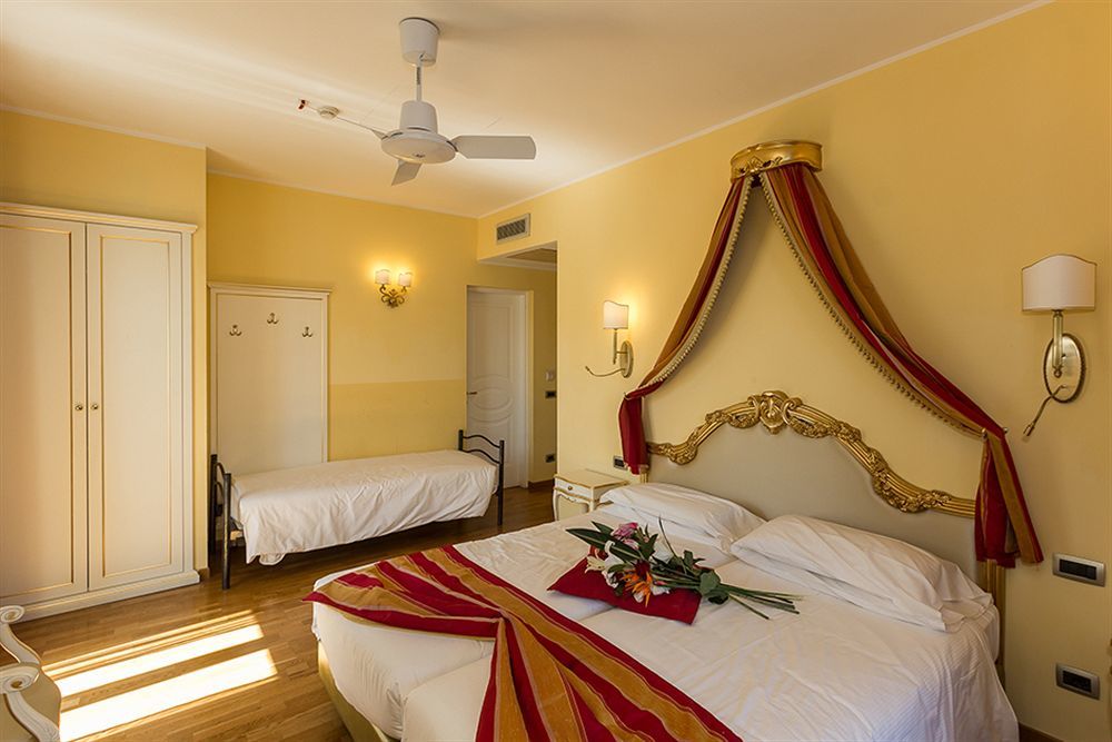 Hotel Britannia Excelsior Cadenabbia Exterior foto